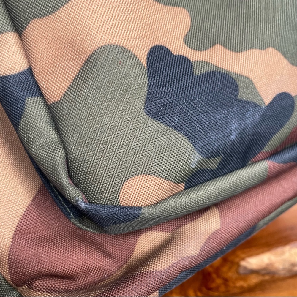 Herschel Camo backpack - Picture 4 of 16